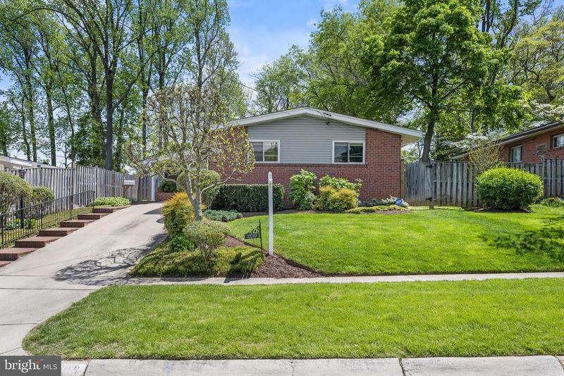 12019 Galena Rd, Rockville, MD 20852