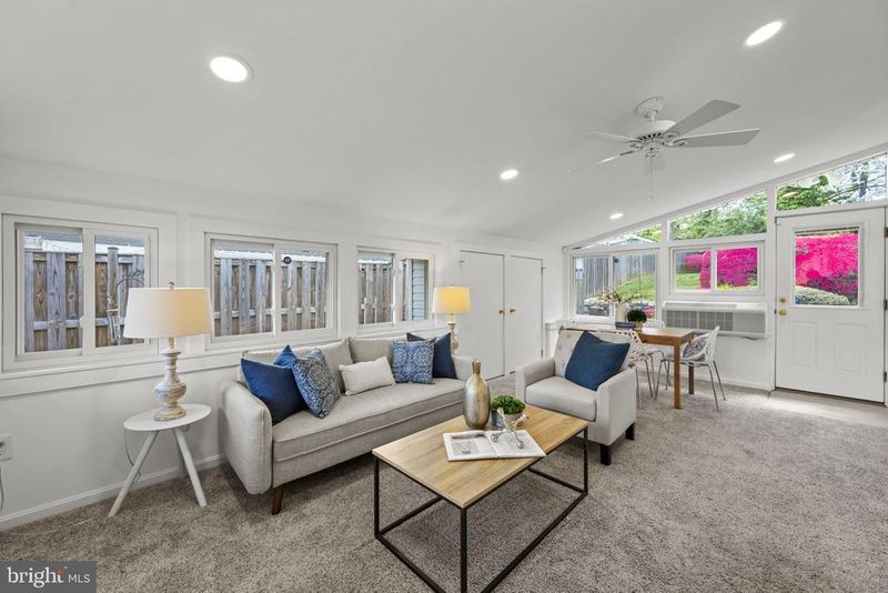 12019 Galena Rd, Rockville, MD 20852