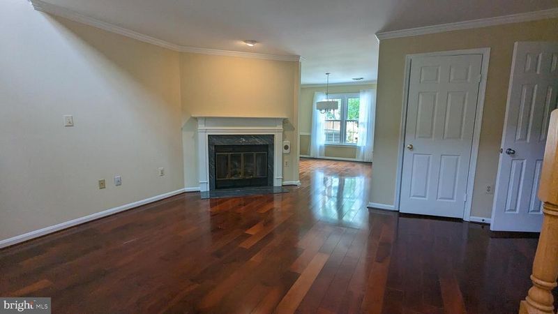 13872 Coleman Ct, Centreville, VA 20120