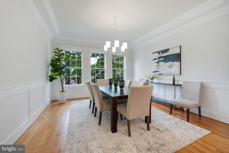 5605 35th Rd N, Arlington, VA 22207