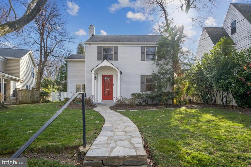 7010 Exeter Rd, Bethesda, MD 20814