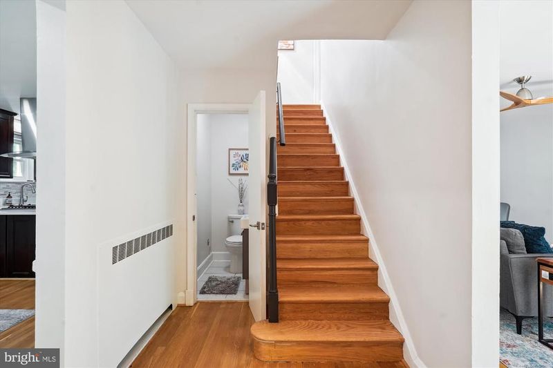 9406 Monroe St, Silver Spring, MD 20910
