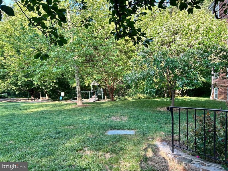 3700 NW 39th St NW #D178, Washington, DC 20016