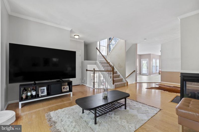 43693 Balmoral Ter, Ashburn, VA 20147