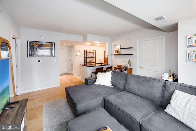 1225 13th St NW #513, Washington, DC 20005