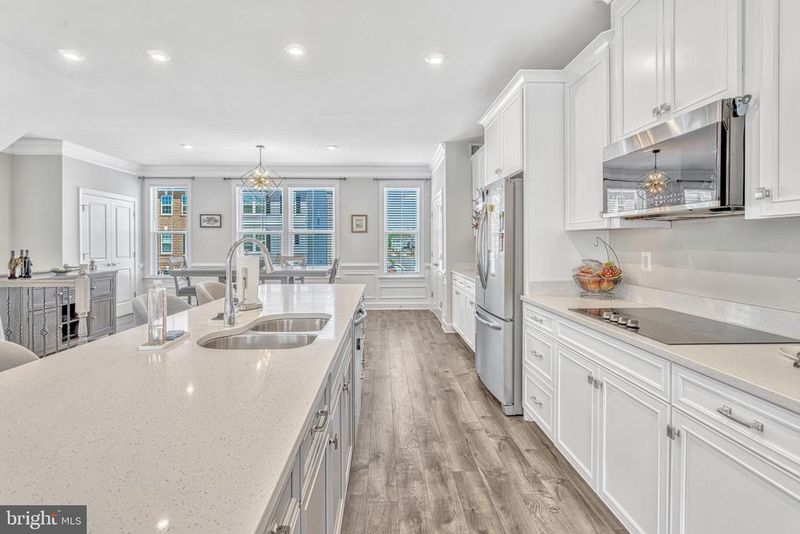 8745 Elsing Green Dr, Manassas, VA 20112