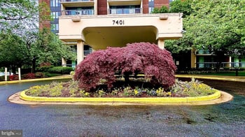 7401 Westlake Ter #1209, Bethesda, MD 20817