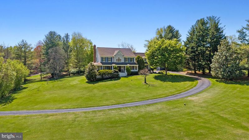 16698 Hamilton Station Rd, Hamilton, VA 20158