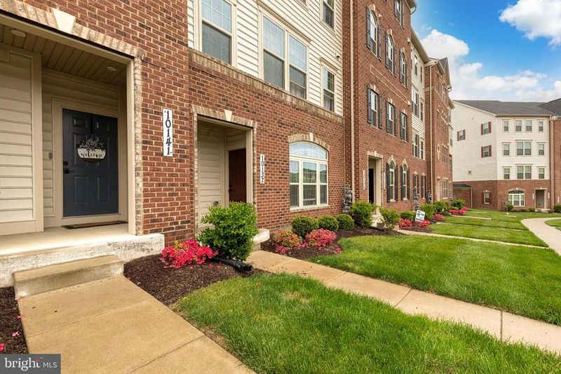 10141 Fauberg St, Ijamsville, MD 21754