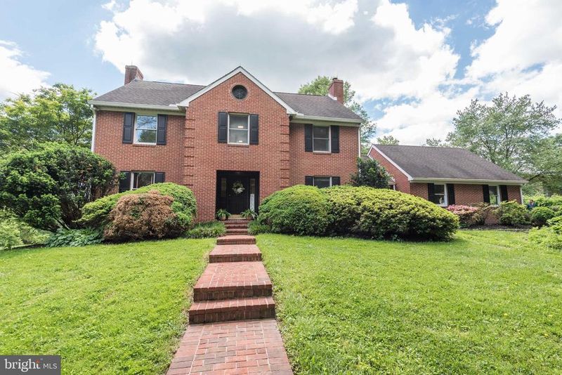 16120 Barnesville Rd, Boyds, MD 20841