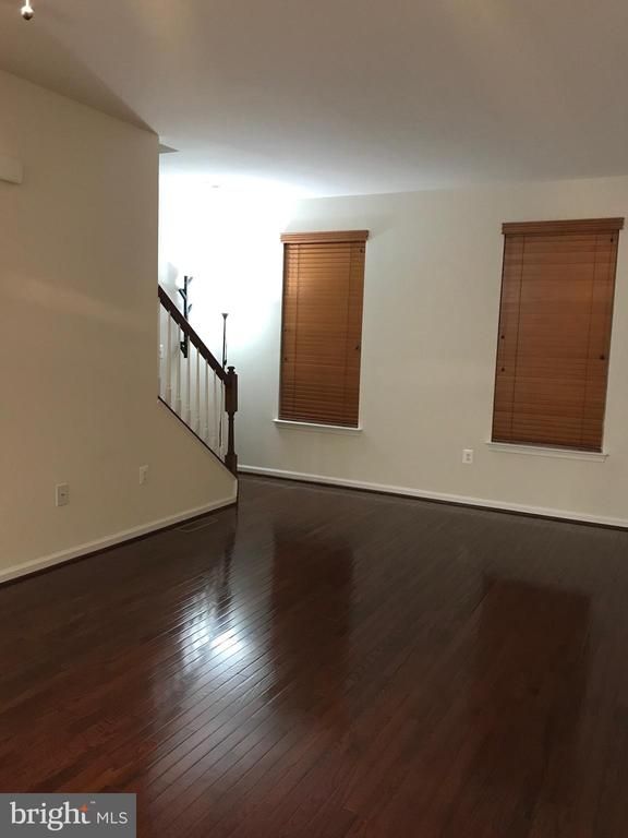 24911 Coats Sq, Aldie, VA 20105