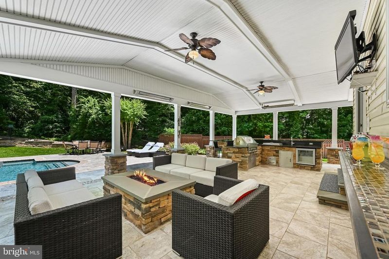1516 Brewster Gate Rd, Crownsville, MD 21032