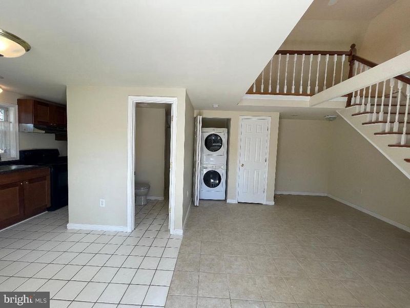 624-D Walker Rd, Great Falls, VA 22066