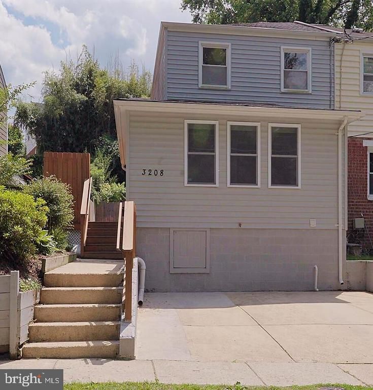 3208 Henderson Ave, Silver Spring, MD 20902