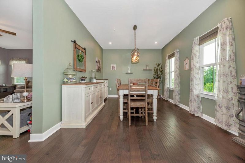 204 Bellgate Ct, Walkersville, MD 21793