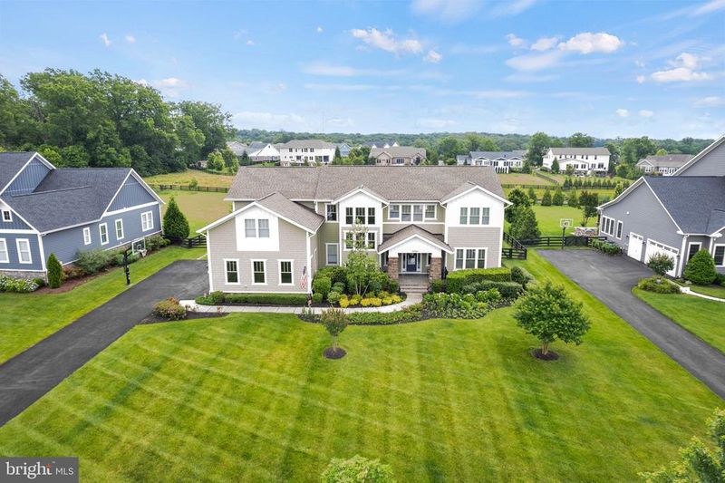 22990 Homestead Landing Ct, Ashburn, VA 20148