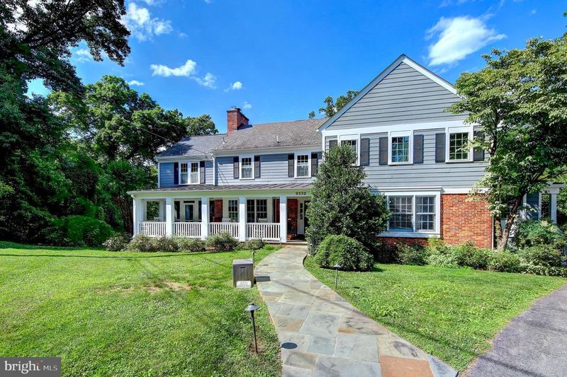 8232 Kerry Ct, Chevy Chase, MD 20815