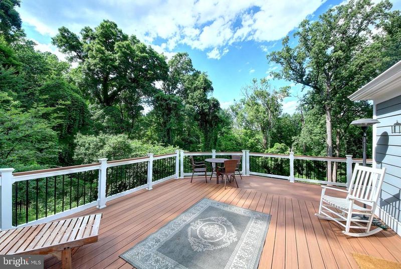 8232 Kerry Ct, Chevy Chase, MD 20815