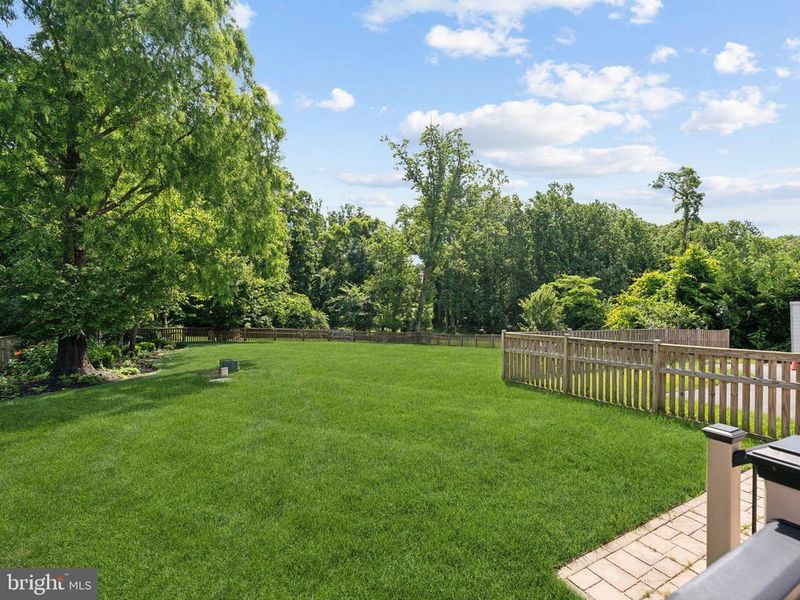 4629 Holly Ave, Fairfax, VA 22030