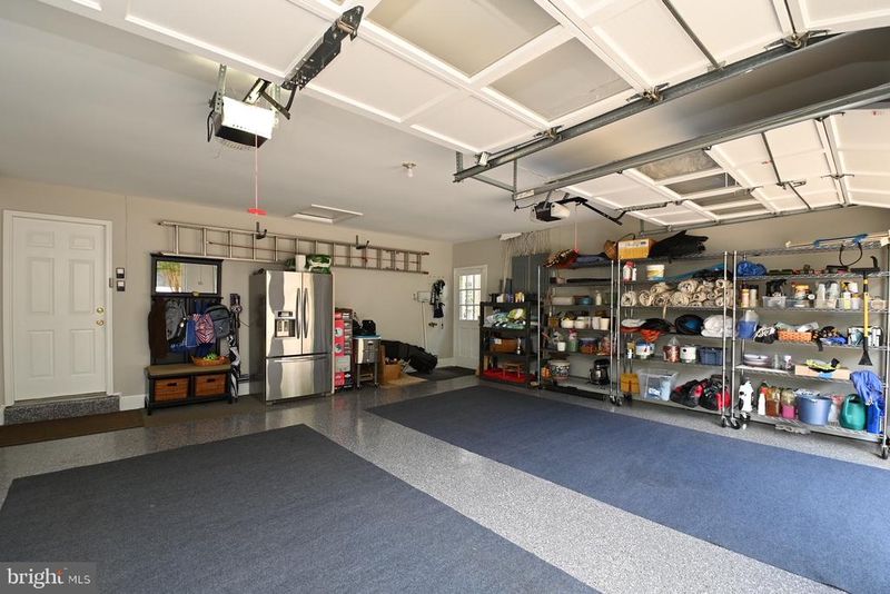 1602 King James Pl, Alexandria, VA 22304