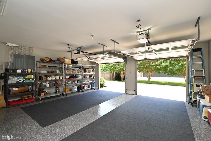 1602 King James Pl, Alexandria, VA 22304