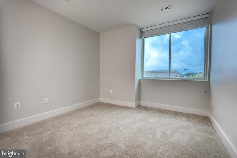 19520 Village Walk Dr #3-105, Montgomery Village, MD 20886