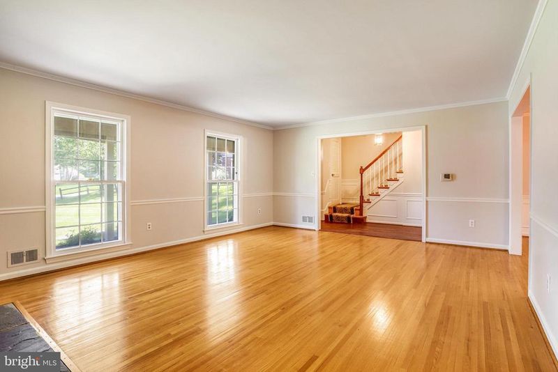 512 Highgate Ter, Silver Spring, MD 20904