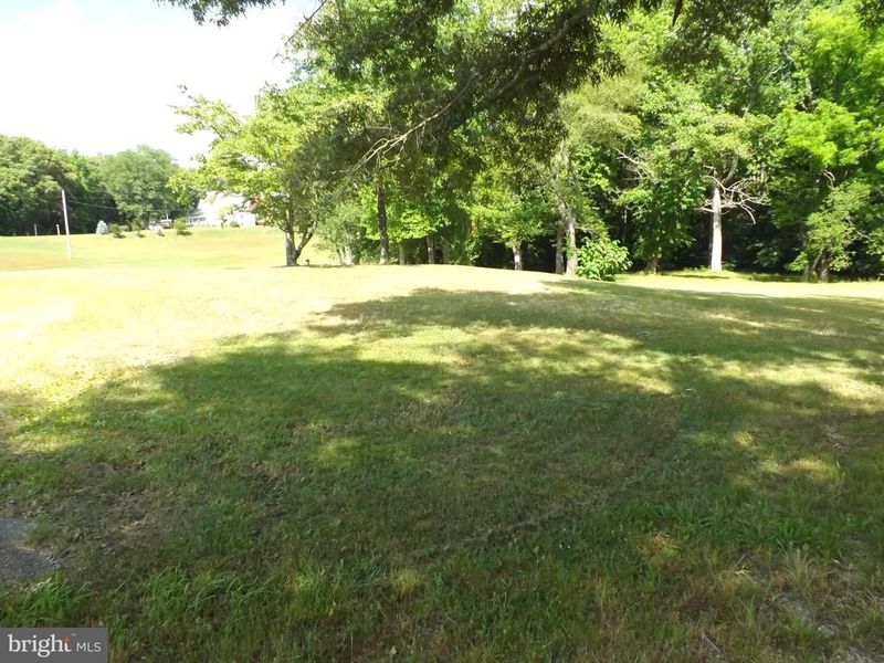 17410 Croom Rd, Brandywine, MD 20613