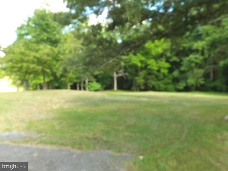 17410 Croom Rd, Brandywine, MD 20613