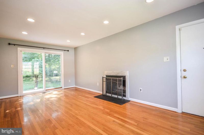 11309 Brandy Hall Ln, North Potomac, MD 20878