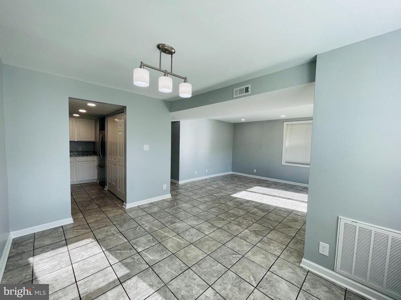 202 Chesterfield Ln #101, Stafford, VA 22556