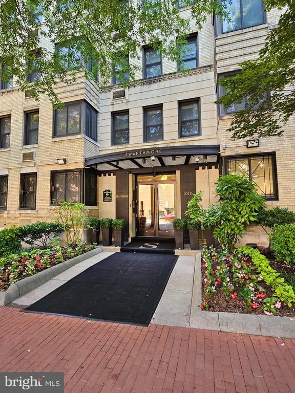 1010 25th St NW #208, Washington, DC 20037