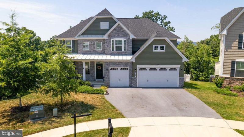 715 Karn Ct, Brunswick, MD 21716