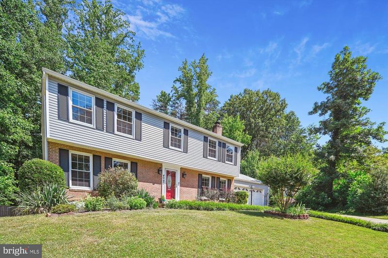 4090 Camelot Ct, Dumfries, VA 22025