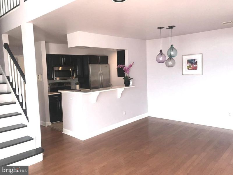 5918 Barbados Pl #202, North Bethesda, MD 20852
