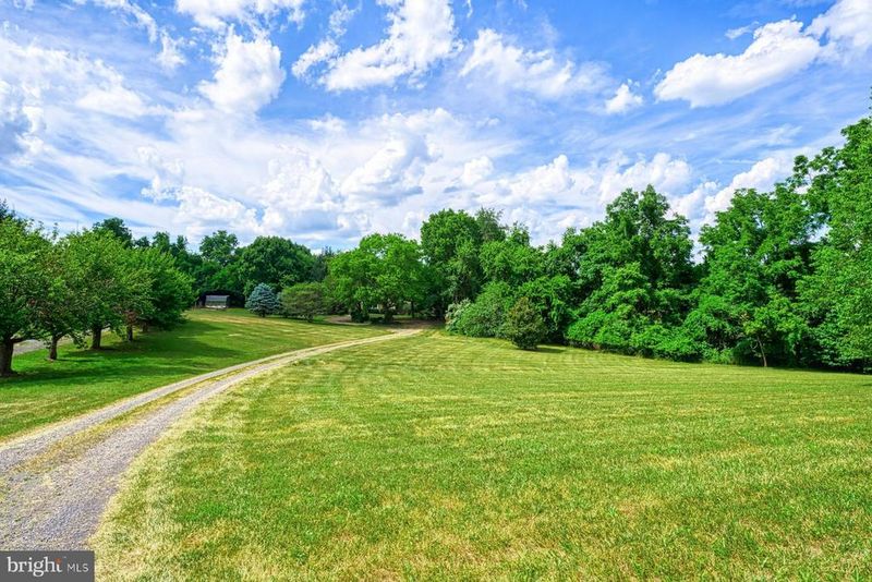 23453 Sally Mill Rd, Middleburg, VA 20117