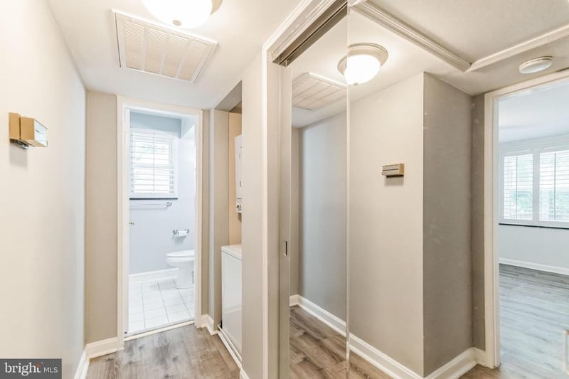 4225 N Henderson Rd #103, Arlington, VA 22203