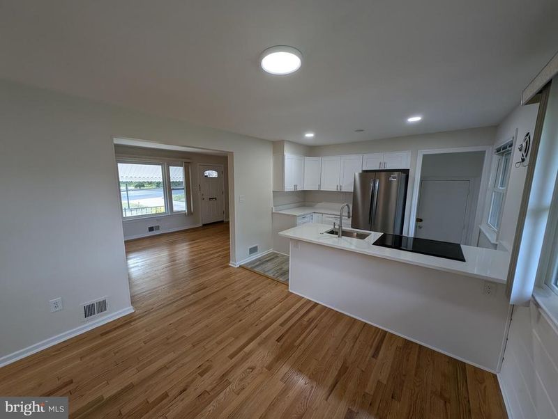 9319 Riggs Rd, Adelphi, MD 20783