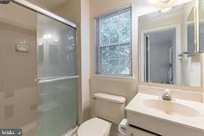 8626 Beekman Pl #26C, Alexandria, VA 22309