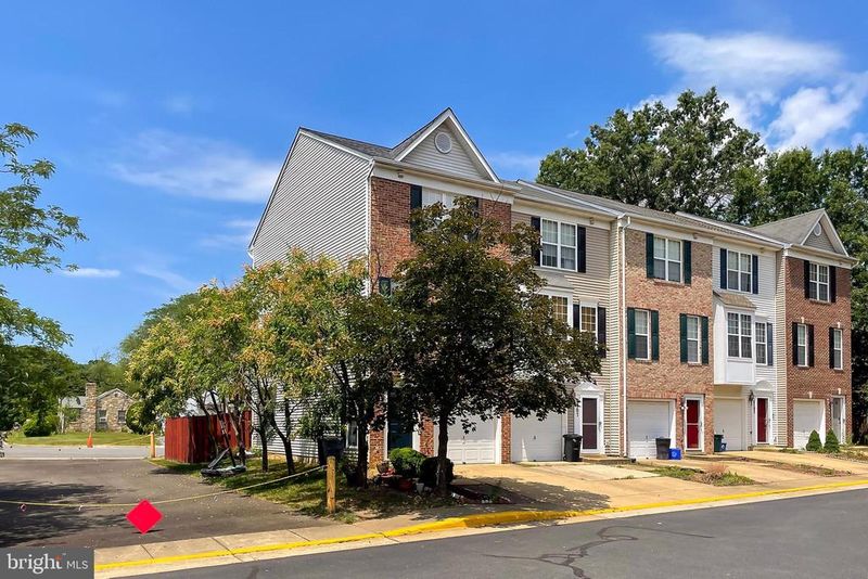 8509 Towne Manor Ct, Alexandria, VA 22309