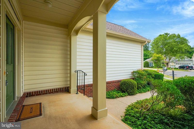 13664 Paddock Ct, Gainesville, VA 20155