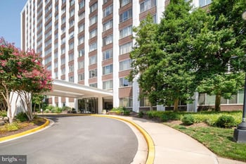 11801 Rockville Pike #1513, Rockville, MD 20852