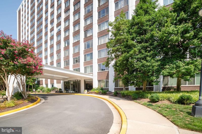 11801 Rockville Pike #1513, Rockville, MD 20852