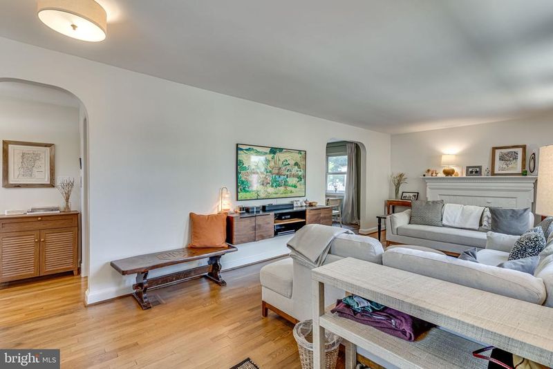 1224 Aspen St NW, Washington, DC 20012