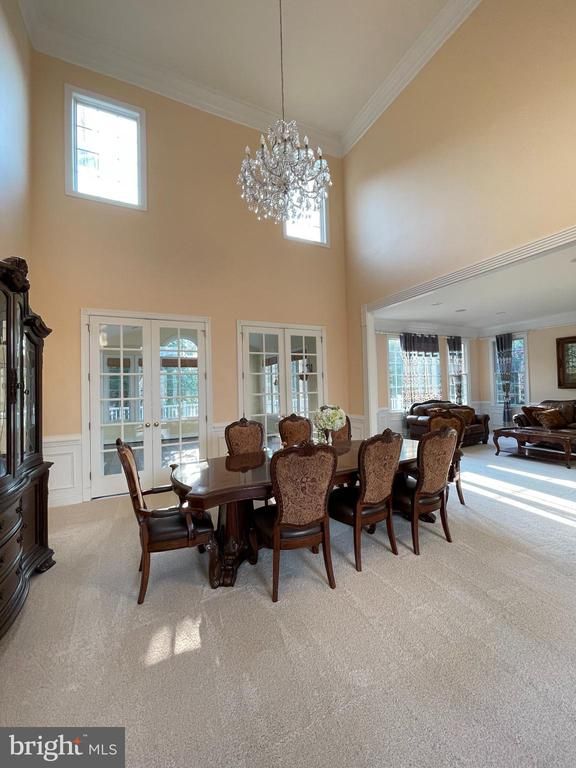 25555 Dapper Ct, Chantilly, VA 20152