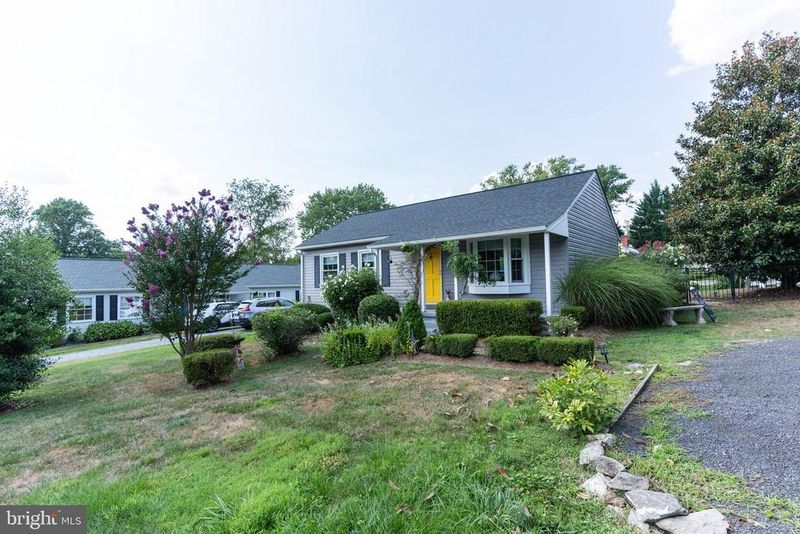 800 Blue Ridge Ave, Middleburg, VA 20117