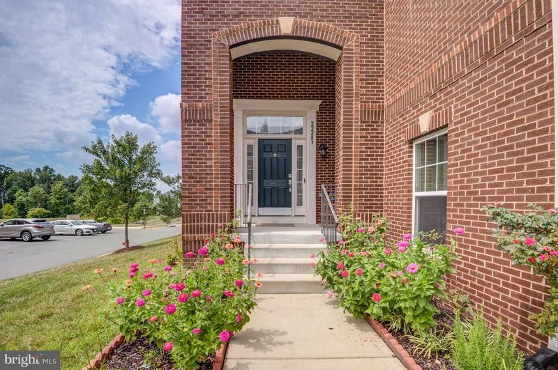 22283 Pinecroft Ter, Ashburn, VA 20148