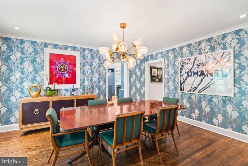 4707 Woodway Ln NW, Washington, DC 20016
