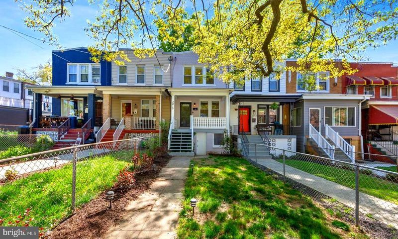 2015 Naylor Rd SE, Washington, DC 20020