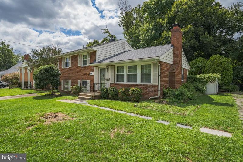 4912 Adrian St, Rockville, MD 20853